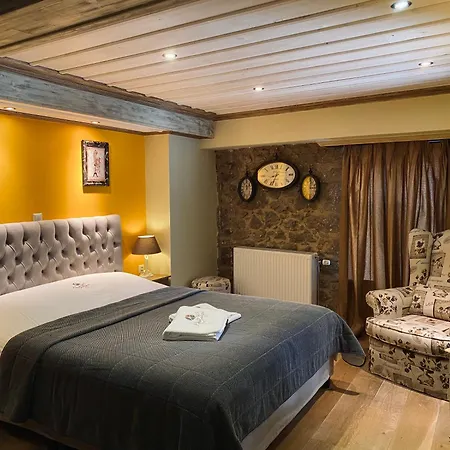 Πανσιόν αλέξανδρος Αράχωβα